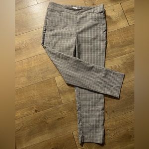 Womens plaid dress pant. Sz 12S. White, black, light brown, green plaid